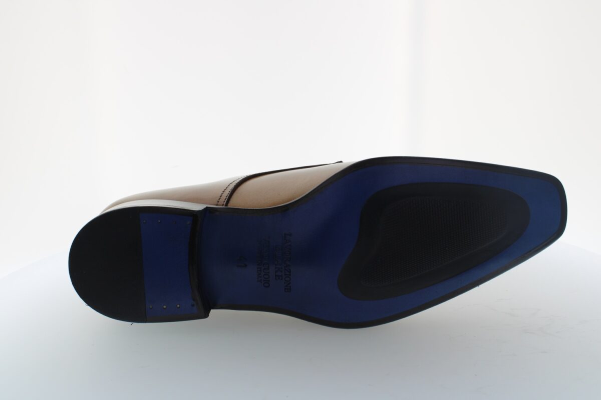 Men's elegant handcrafted lace-up shoes in calf leather - Image 4