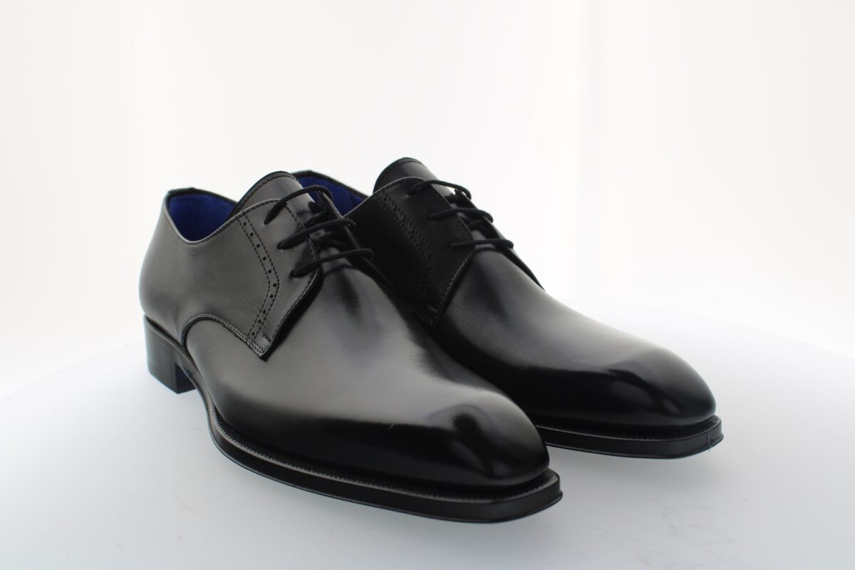 Men's elegant handcrafted lace-up shoes in calf leather - Image 6