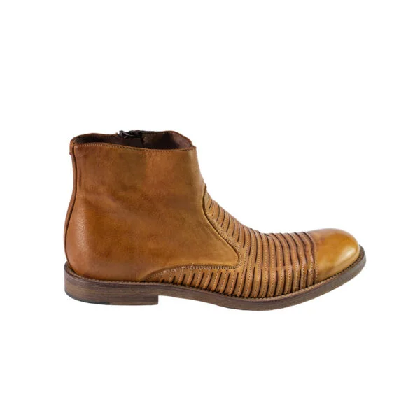 Women's lasered ankle boots in handcrafted calfskin leather