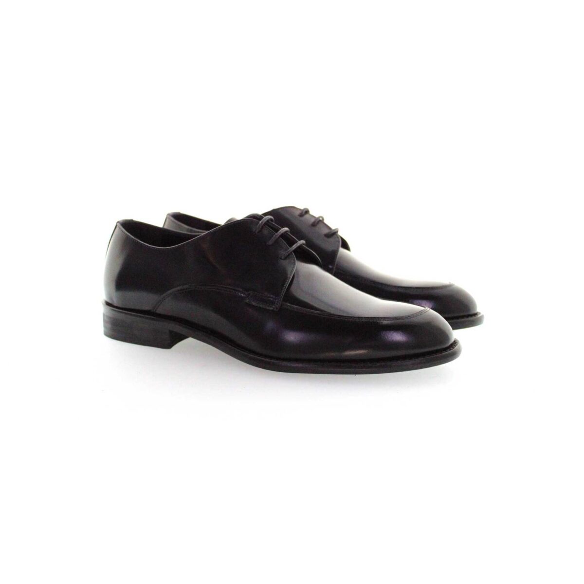 Men's lace-ups in calfskin leather