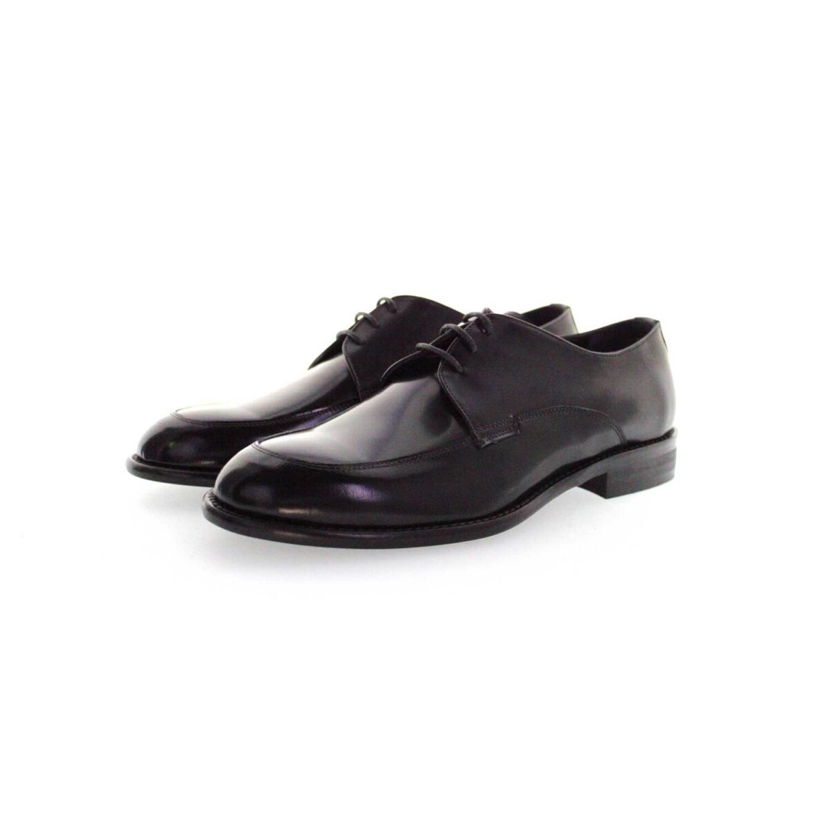 Men's lace-ups in calfskin leather - Image 2